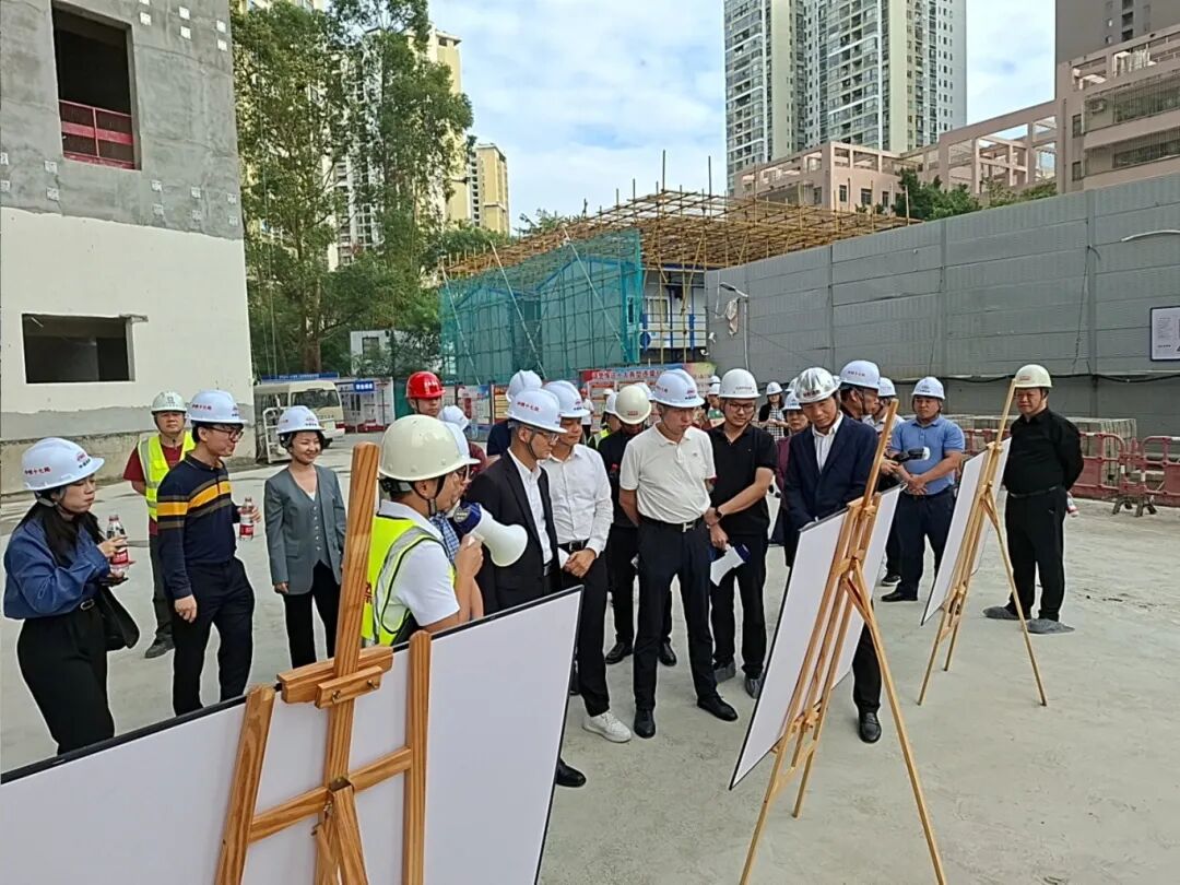 20251024 福田区政协副主席到安托山保障房项目现场调研.jpg